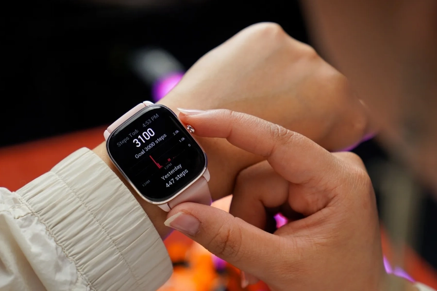 ساعت هوشمند امیزفیت AmazFit GTS 4